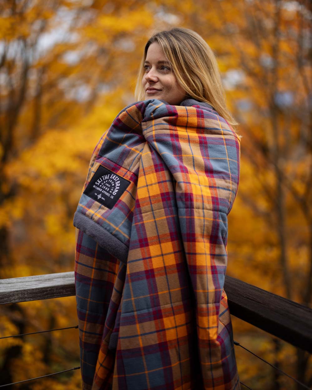 Fireside Fleece Blanket - Barn Blizzard