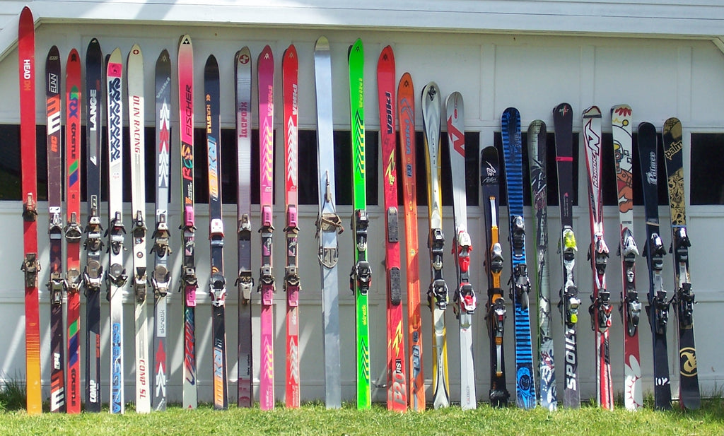 Ski Quiver Tee - Vintage Black