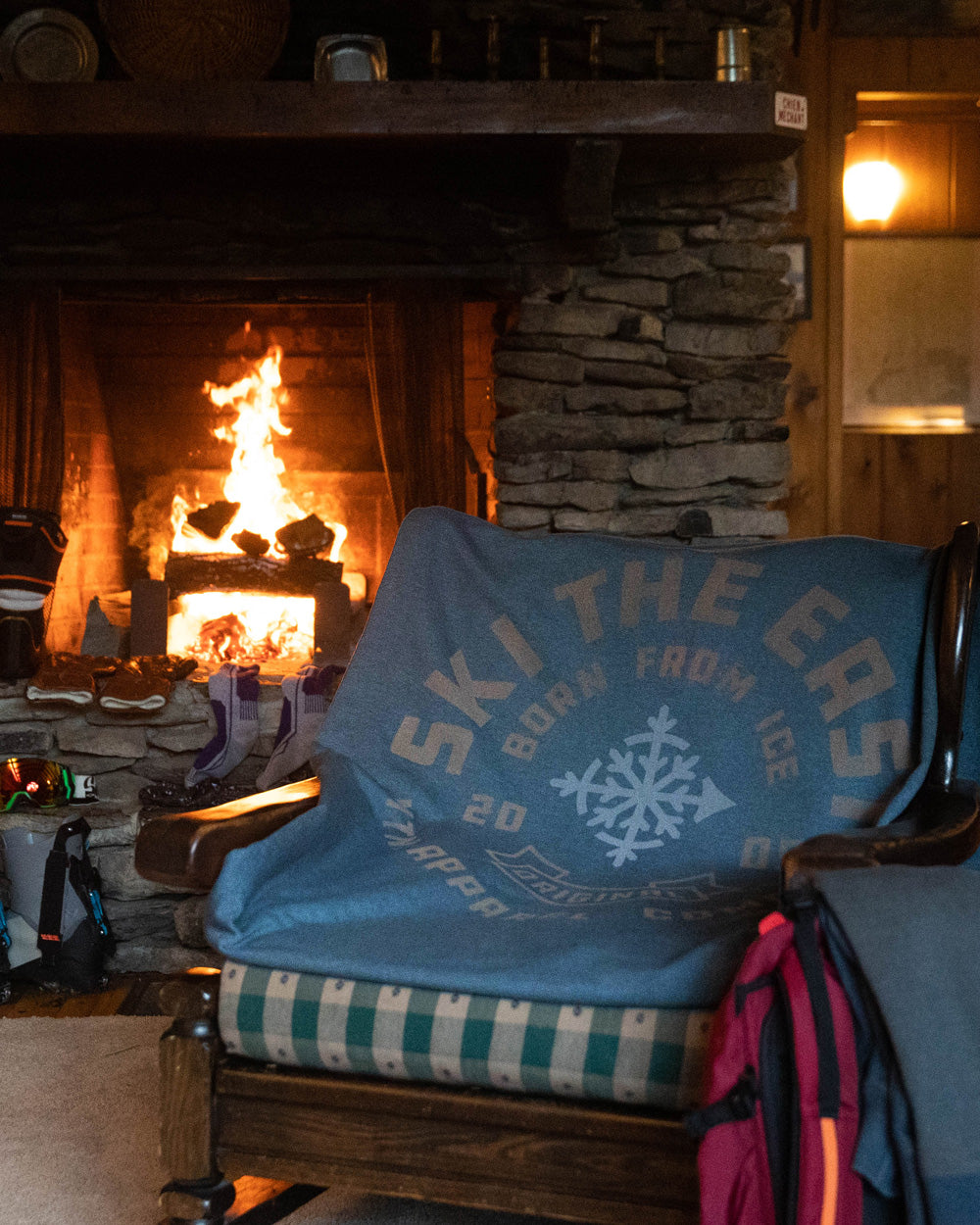 Icon Lodge Blanket - Navy