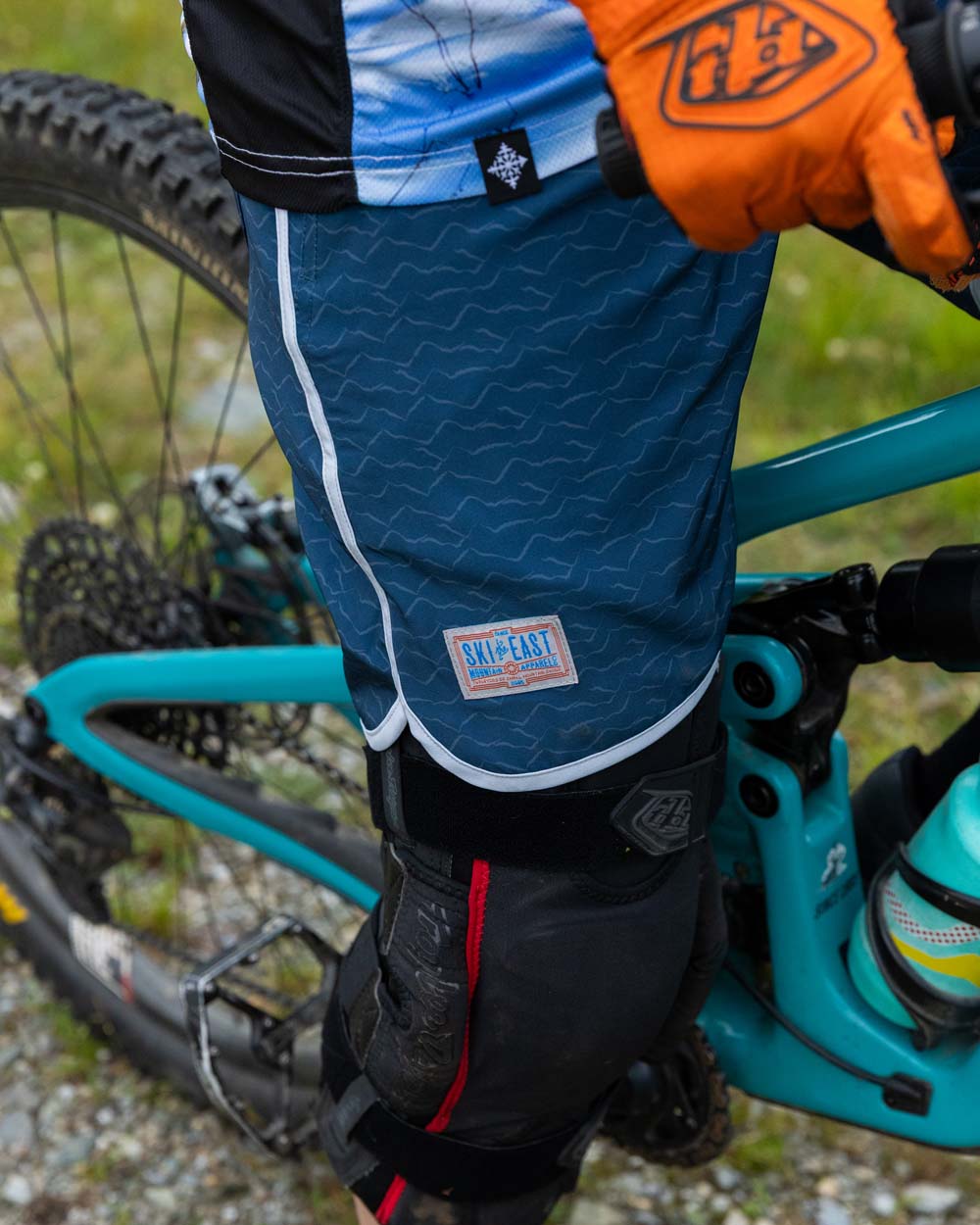 Peak Bagger Short - Mountain Slate