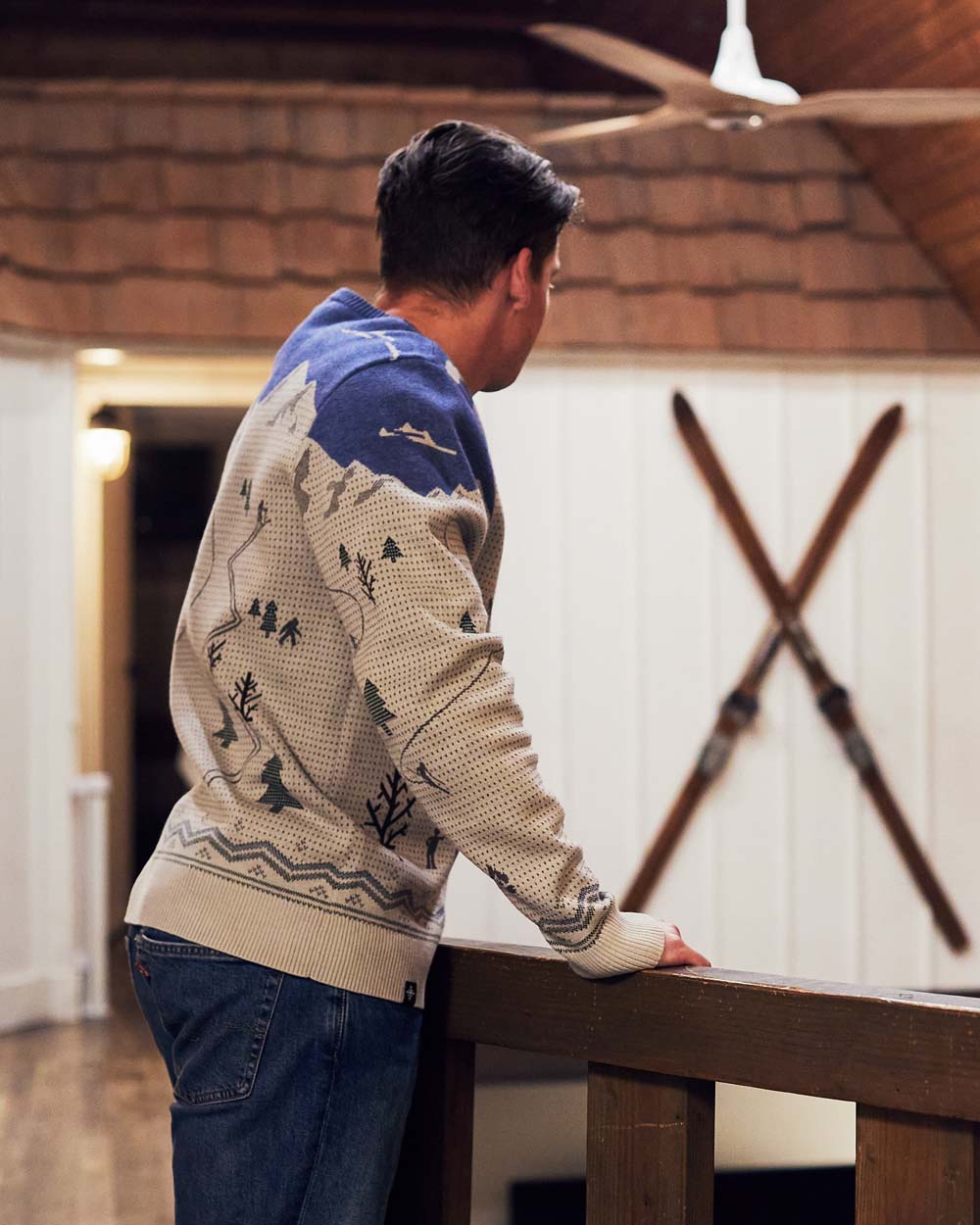 Peak Party Shredder Sweater - Navy/Gray