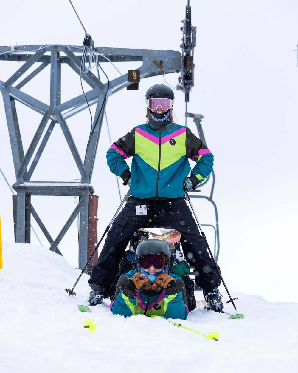 ★NEON STORY★　スノボウェア Neon Nights Zip Windbreaker - Tubular Teal – Ski The East