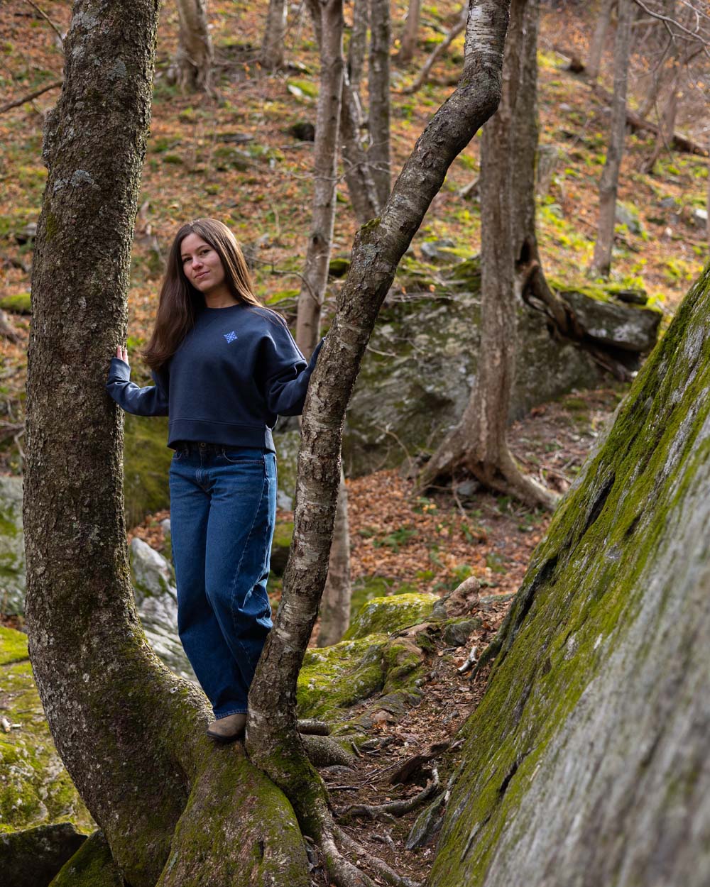 Women's Underhill Crop Crew Sweatshirt - Navy