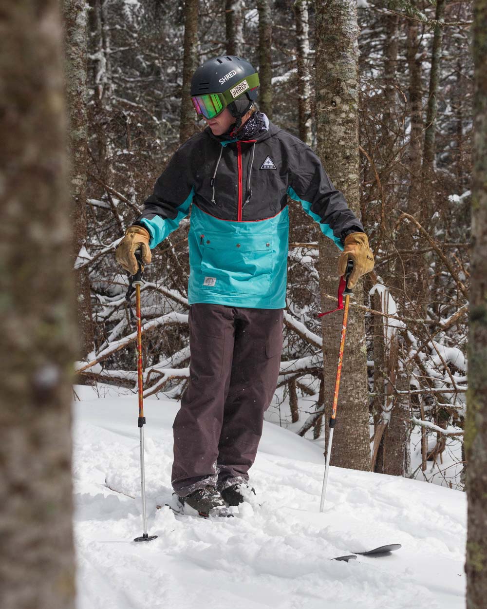 Skiing anorak shop